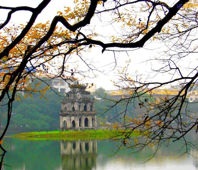 A Traveler’s Guide to Hanoi: Vietnam’s Charming Capital